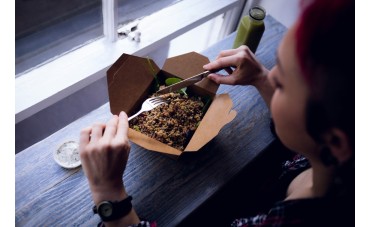 Como melhorar a experiência do cliente com o unboxing de comida