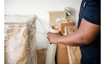 Film estirable: trucos para un paletizado eficiente y seguro