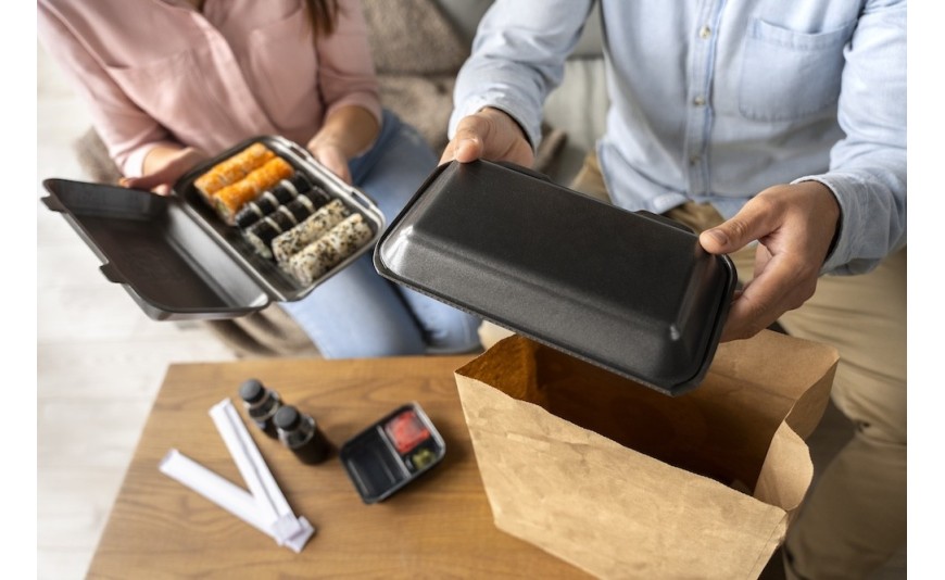 Cajas de polipropileno para bares y restaurantes para transporte de alimentos.